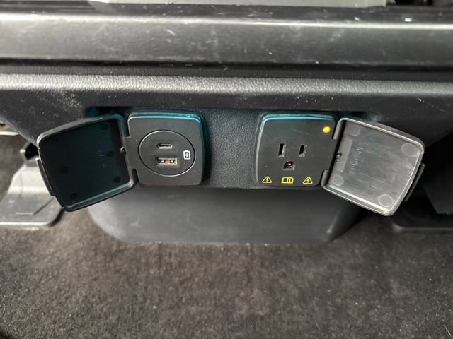 Certified 2023 Ford F150 XLT w/ Equipment Group 302A High image 33