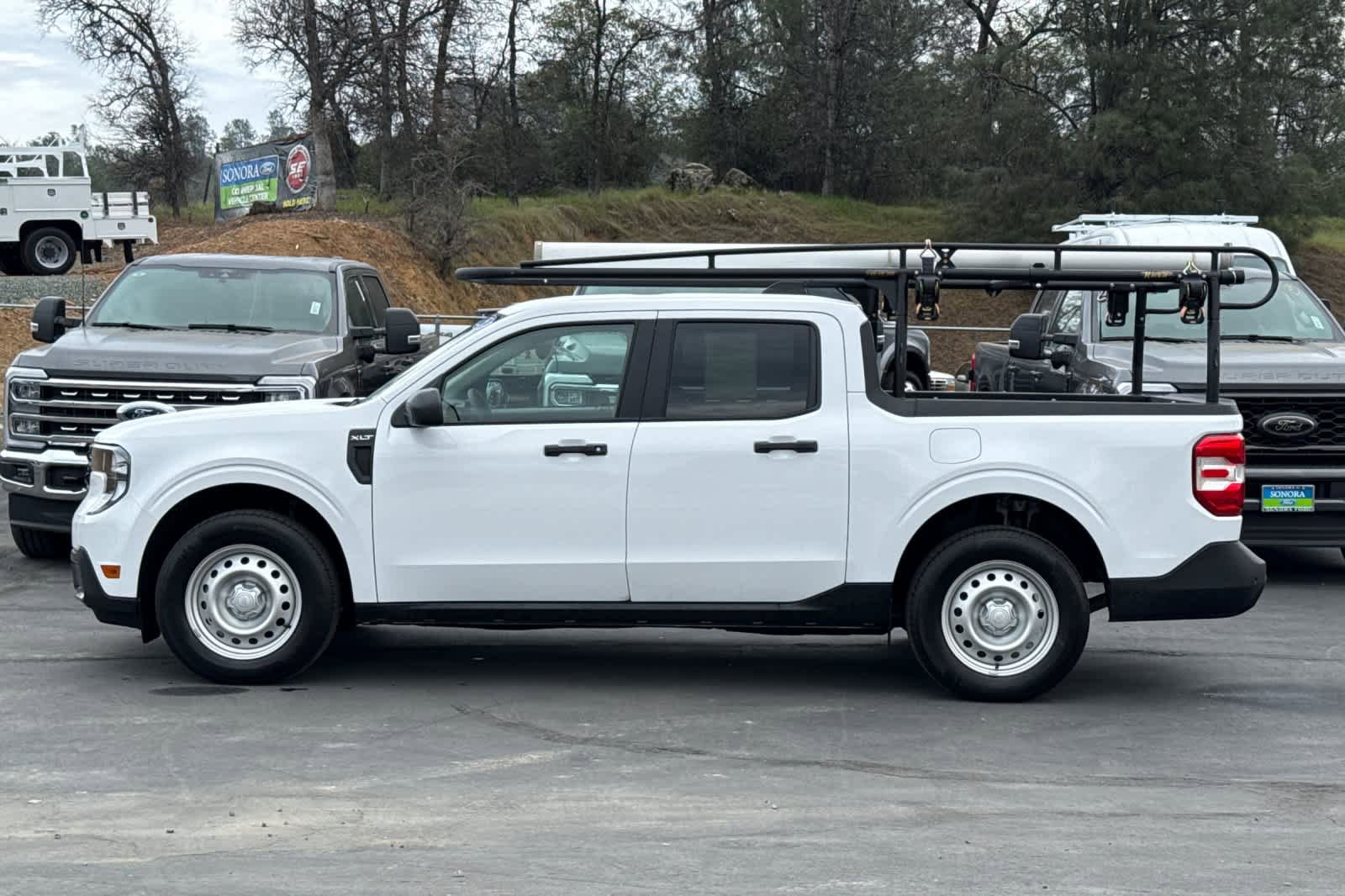 Certified 2025 Ford Maverick XLT w/ Equipment Group 302A AWD/4WD image 7
