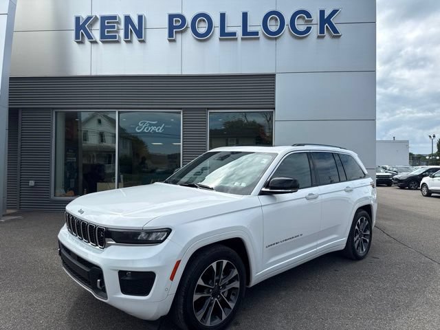 Used 2023 Jeep Grand Cherokee Overland w/ Adv Protech Group III AWD/4WD image 2