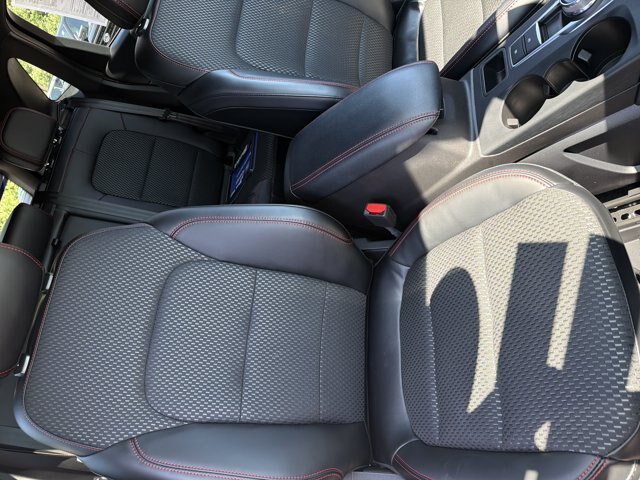 Certified 2024 Ford Escape ST-Line Select w/ Tech Pack #1 AWD/4WD image 21