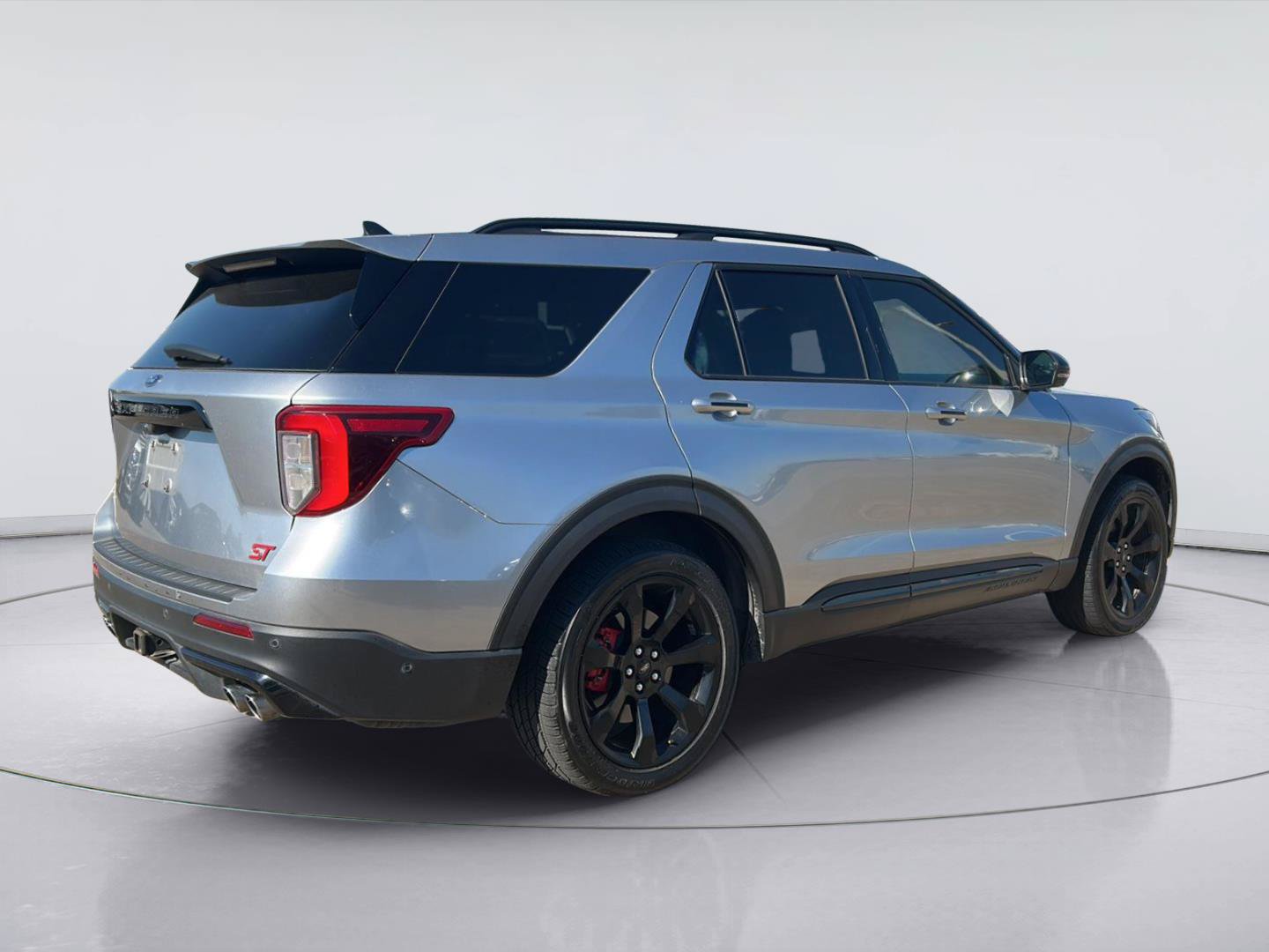 Certified 2021 Ford Explorer ST w/ Equipment Group 401A AWD/4WD image 4