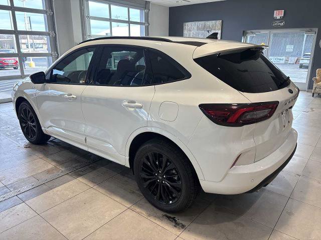 Certified 2023 Ford Escape ST-Line Elite image 5