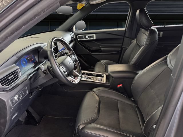 Certified 2022 Ford Explorer ST w/ ST Street Pack AWD/4WD image 9