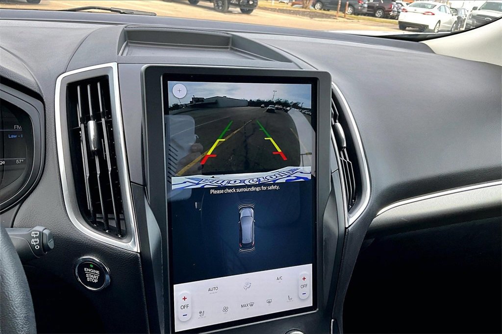 Certified 2024 Ford Edge Titanium image 21