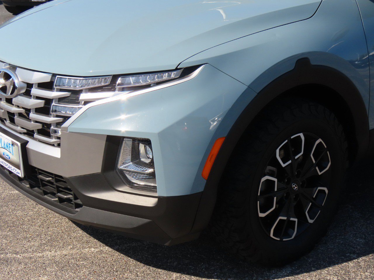 Used 2023 Hyundai Santa Cruz SEL w/ Activity Package image 9