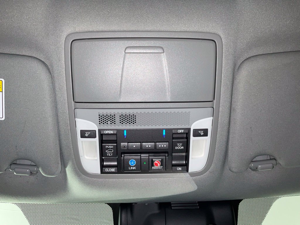 Used 2017 Acura MDX w/ Technology Package FWD image 23