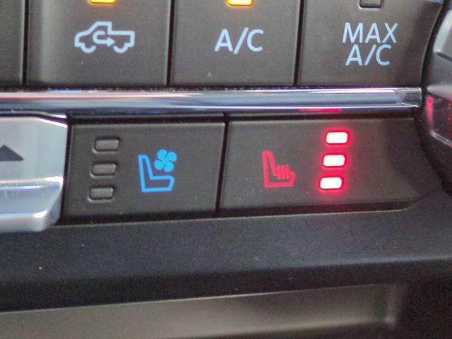 Certified 2024 Ford F250 Platinum w/ FX4 Off-Road Package image 24