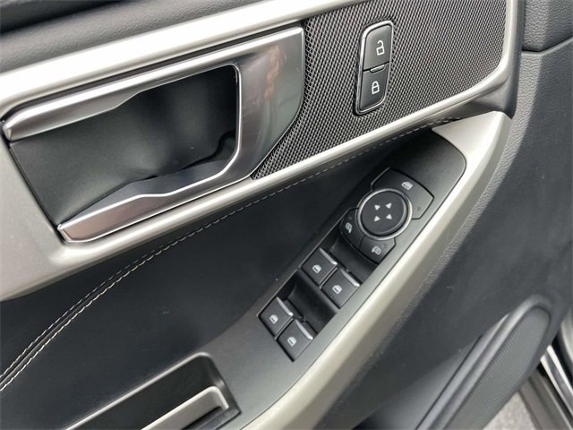 Certified 2020 Ford Explorer XLT w/ Equipment Group 202A image 14