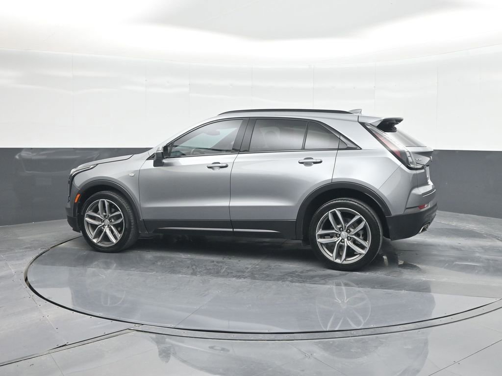 Used 2023 Cadillac XT4 Sport image 3