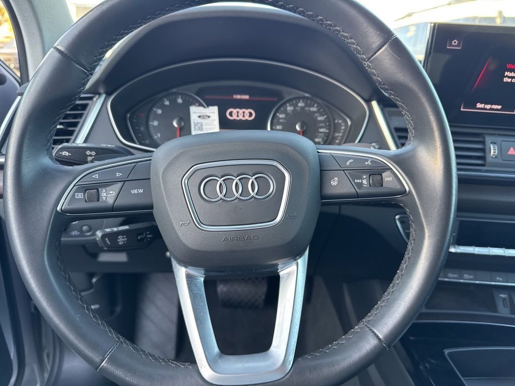 Used 2023 Audi Q5 2.0T Premium w/ Convenience Package image 10