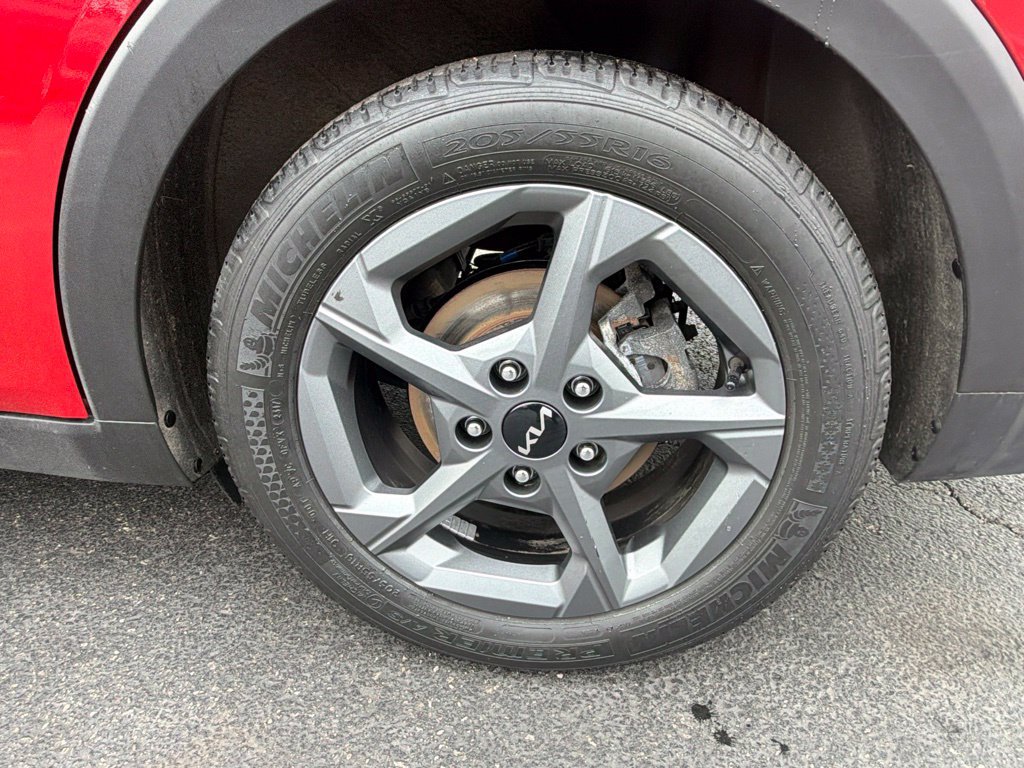 Used 2025 Kia K4 FWD image 53