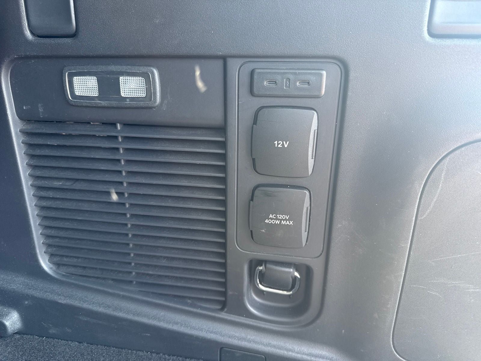 Certified 2025 Ford Expedition Active AWD/4WD image 12