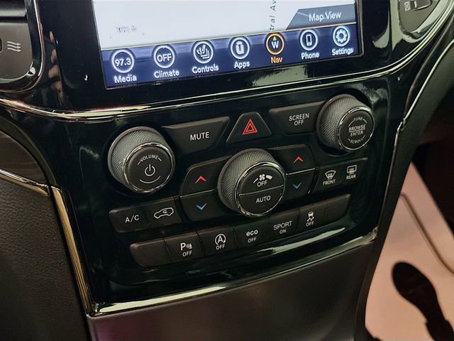 Used 2021 Jeep Grand Cherokee Limited X image 24