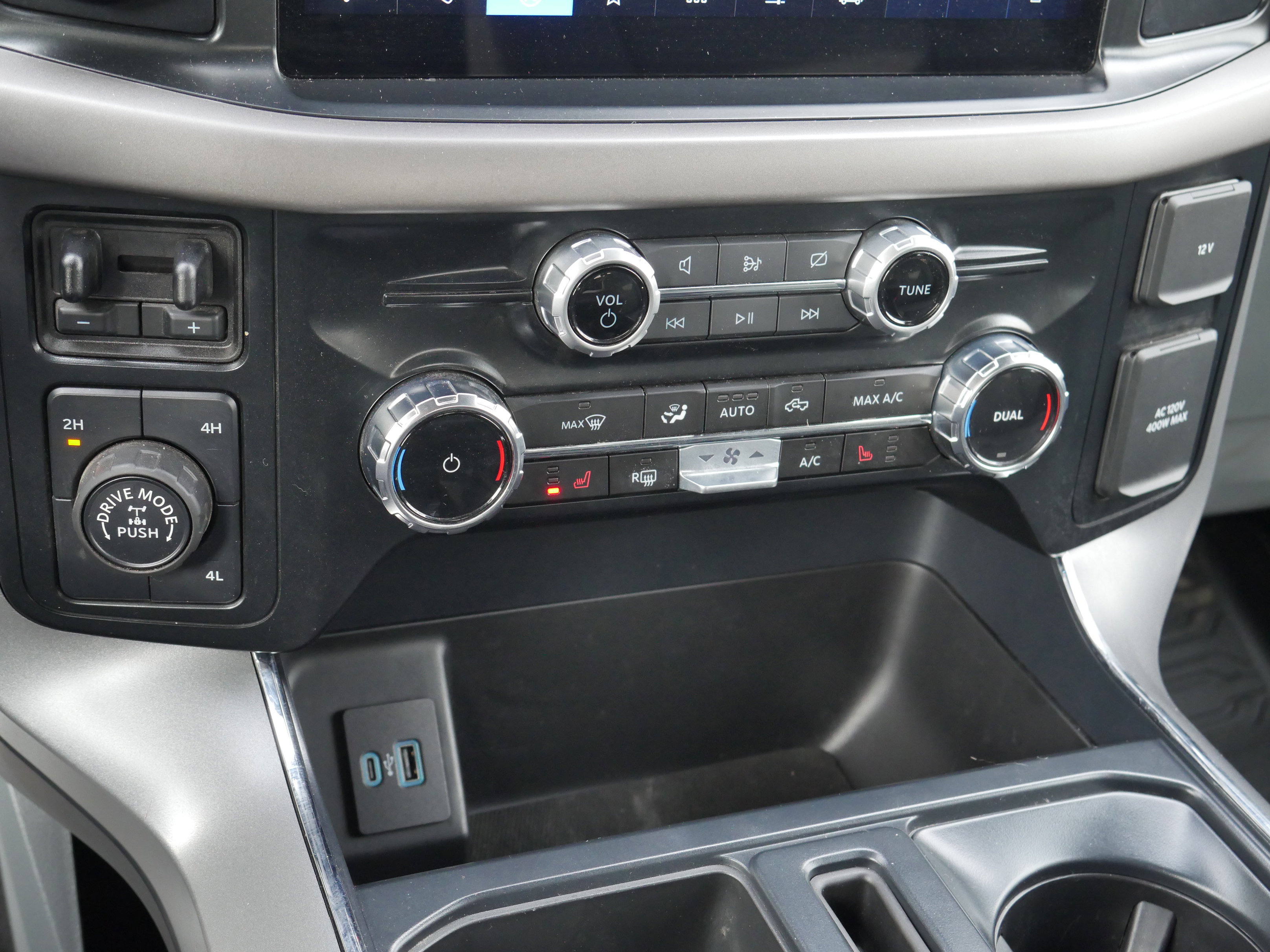 Certified 2024 Ford F150 XLT w/ Equipment Group 302A MID image 22