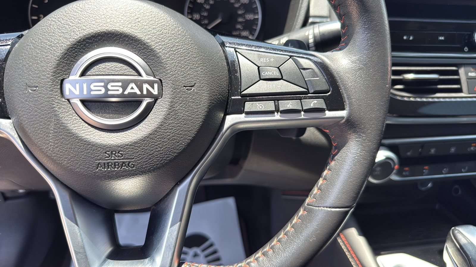 Used 2023 Nissan Altima 2.5 SR w/ SR Premium Package FWD image 14