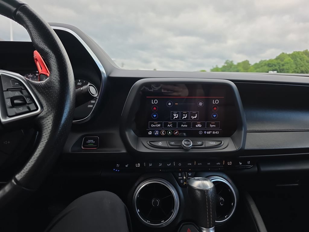 Used 2020 Chevrolet Camaro SS RWD image 32