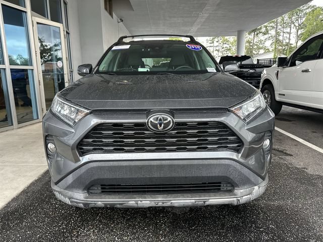 Used 2020 Toyota RAV4 XLE Premium AWD/4WD image 9