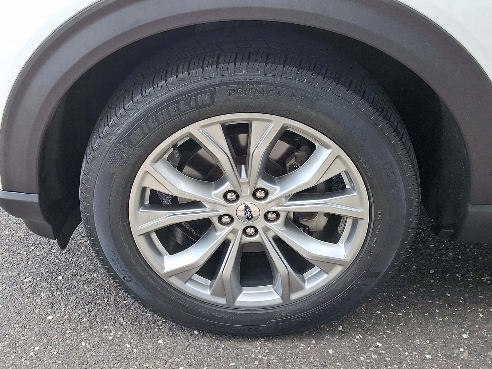 Certified 2021 Ford Explorer XLT w/ Equipment Group 202A image 10