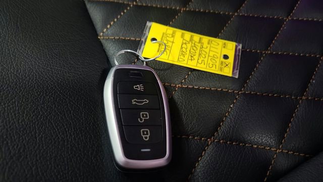 Used 2025 Honda Accord LX image 15