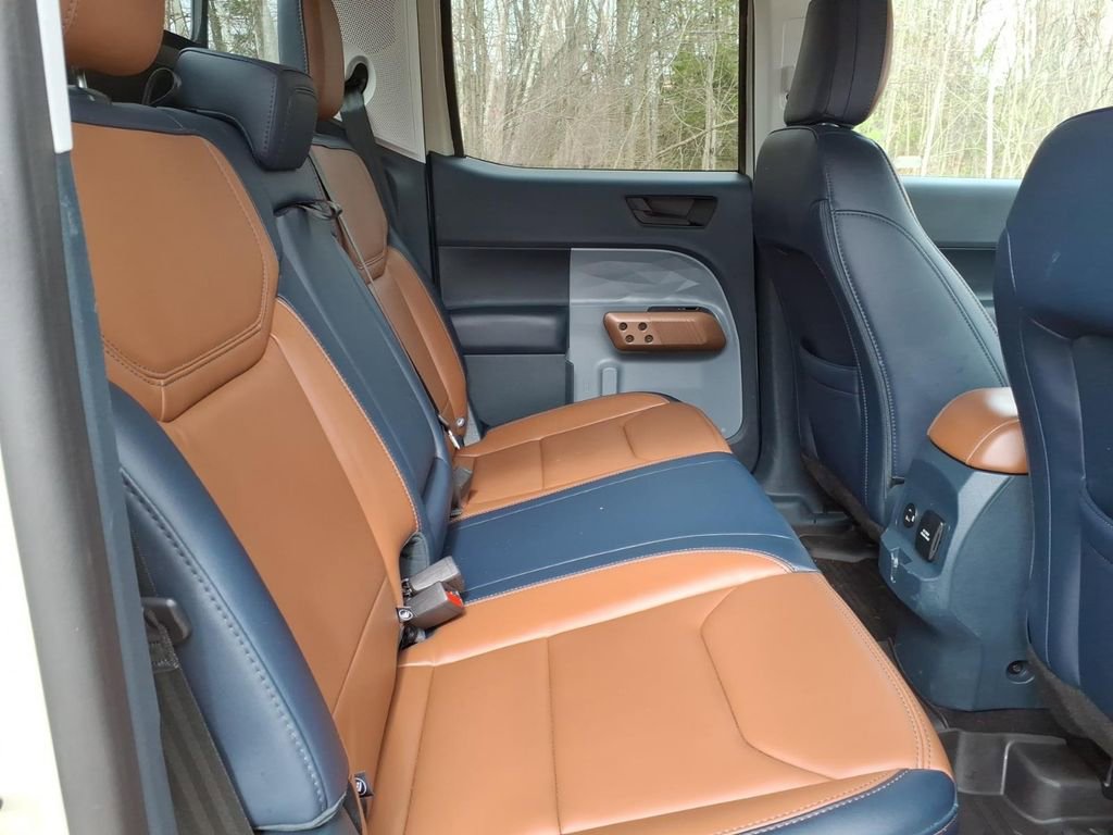 Certified 2024 Ford Maverick Lariat FWD image 15