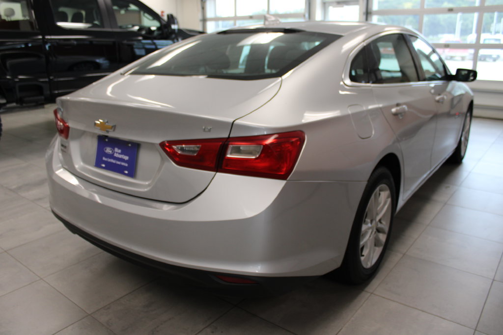 Used 2018 Chevrolet Malibu LT FWD image 5