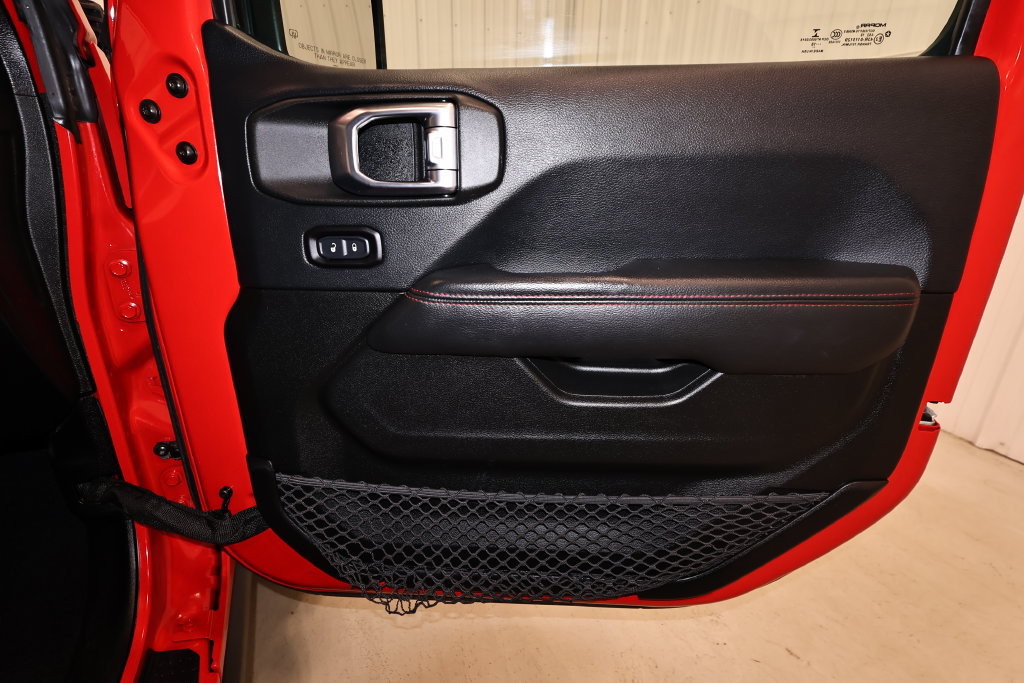 Used 2018 Jeep Wrangler Unlimited Rubicon AWD/4WD image 19