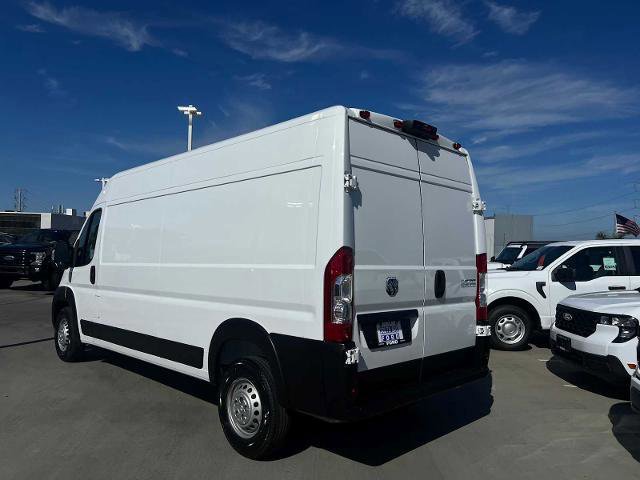 Used 2024 RAM ProMaster 2500 w/ Safety Group image 5