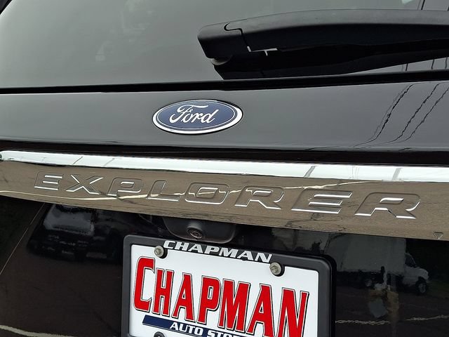 Certified 2023 Ford Explorer XLT w/ Equipment Group 202A AWD/4WD image 30