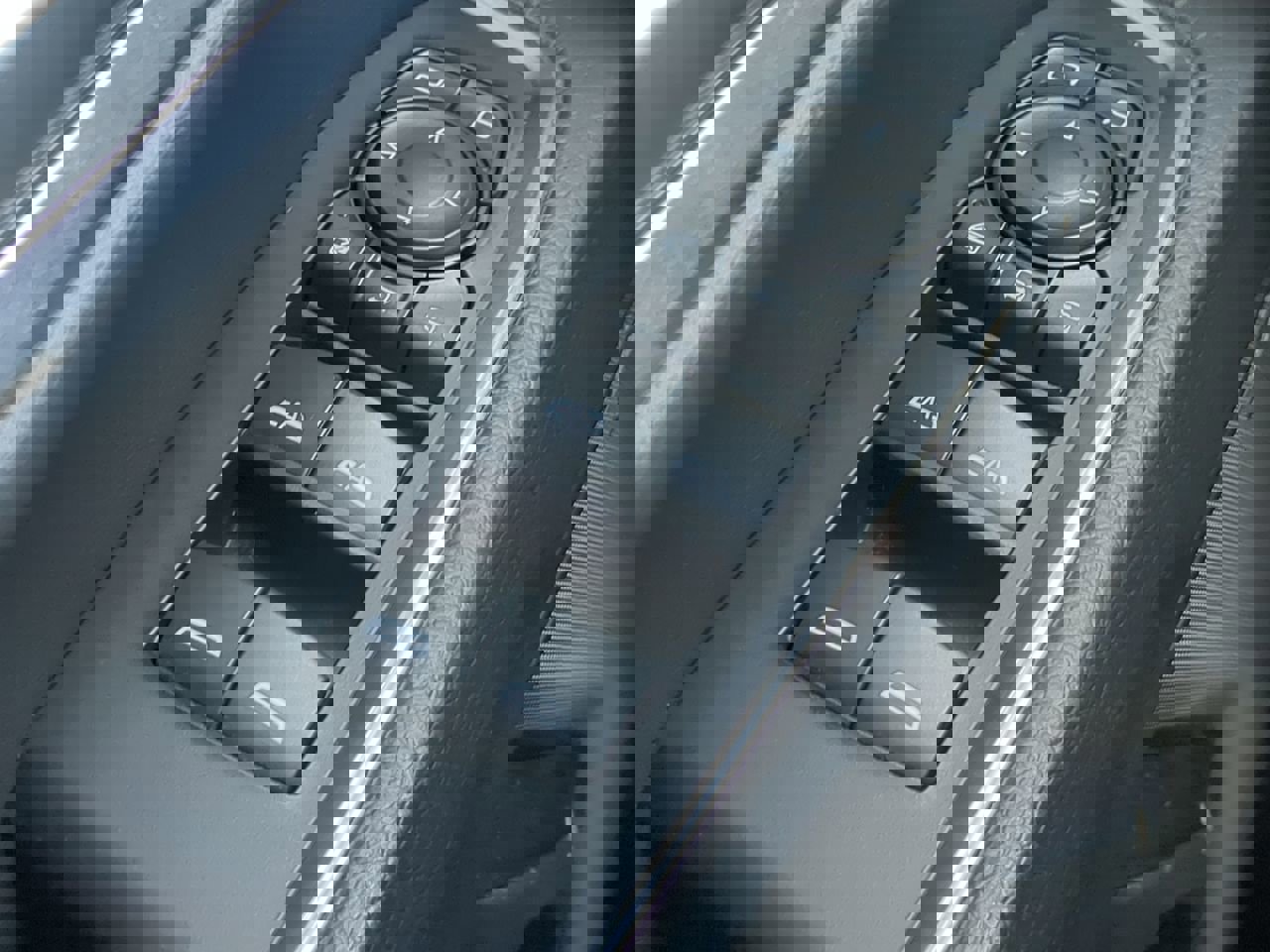 Used 2024 GMC Sierra 3500 Denali w/ Denali Reserve Package image 23