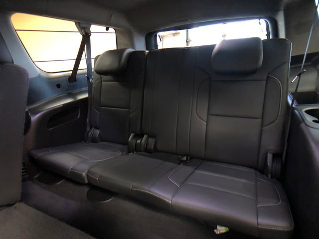 Used 2020 GMC Yukon XL SLT w/ Open Road Package AWD/4WD image 23