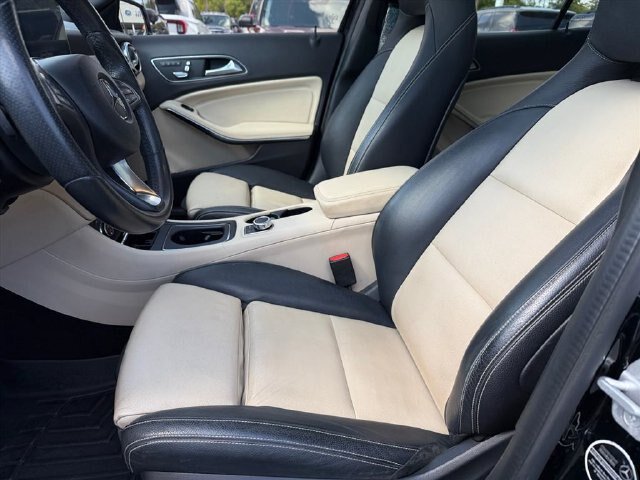 Used 2018 Mercedes-Benz GLA 250 image 11