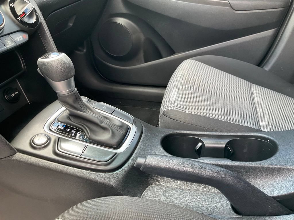 Used 2020 Hyundai Kona SE AWD/4WD image 12