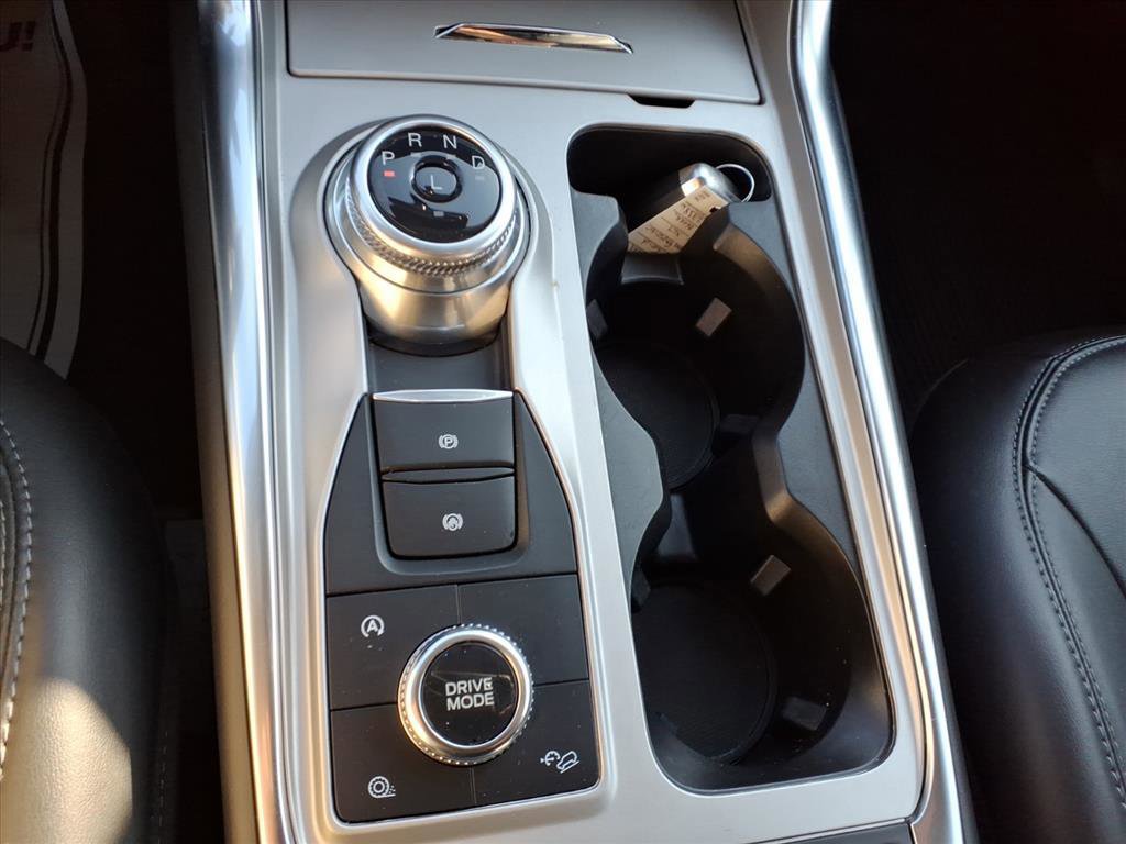 Certified 2024 Ford Explorer XLT w/ Equipment Group 202A image 24