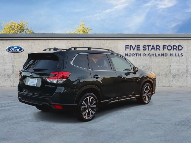 Used 2024 Subaru Forester Limited AWD/4WD image 9