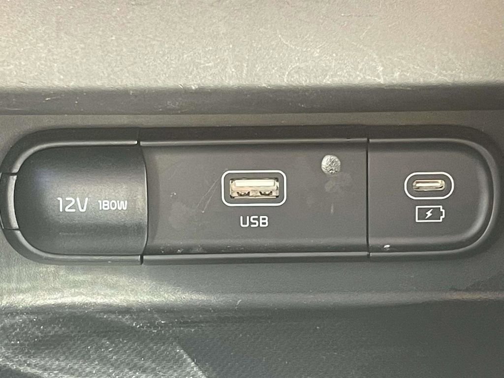 Used 2024 Kia Seltos EX image 23