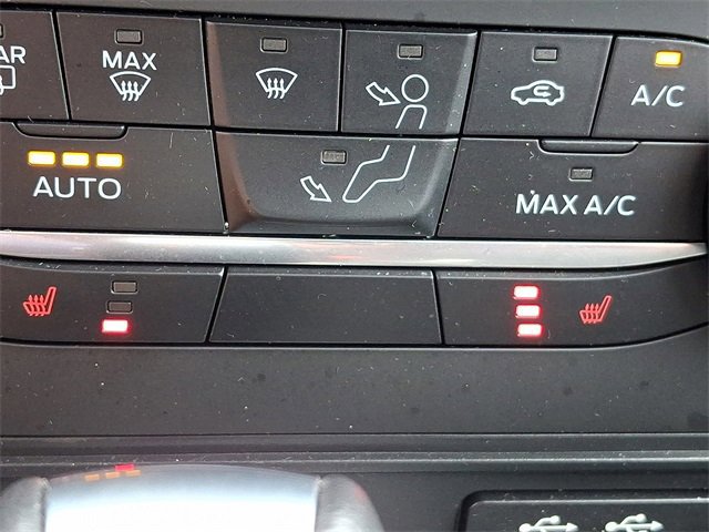 Certified 2022 Ford EcoSport SE image 25