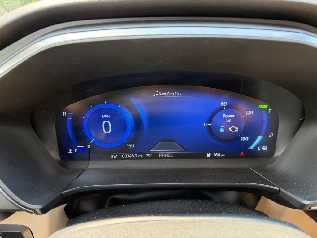Certified 2022 Ford Escape Titanium AWD/4WD image 27