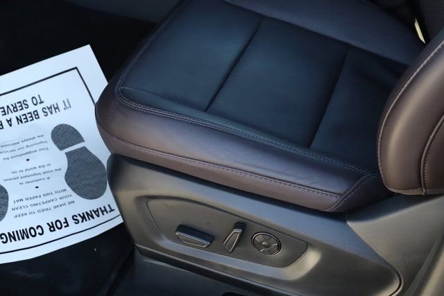 Certified 2025 Ford Explorer Platinum w/ LUX Leather Package AWD/4WD image 16