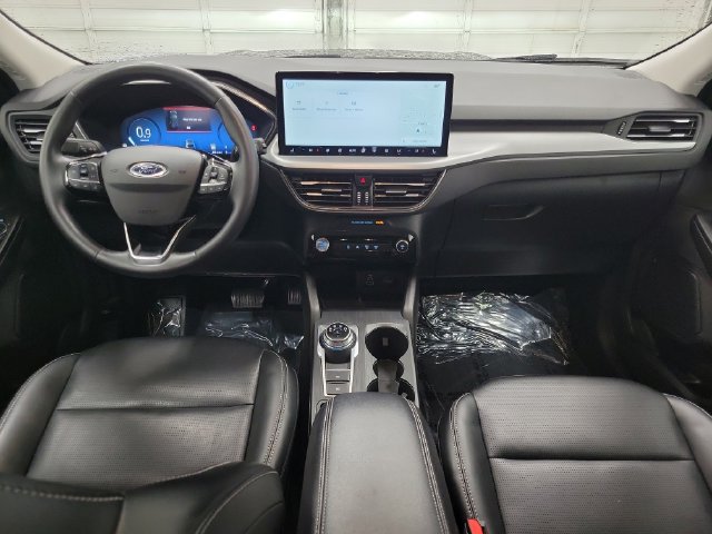 Certified 2025 Ford Escape Platinum AWD/4WD image 12
