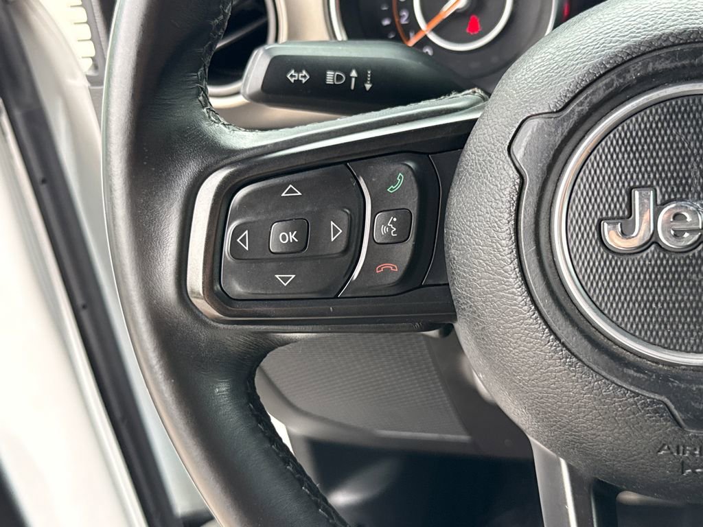 Used 2019 Jeep Wrangler Sport AWD/4WD image 15