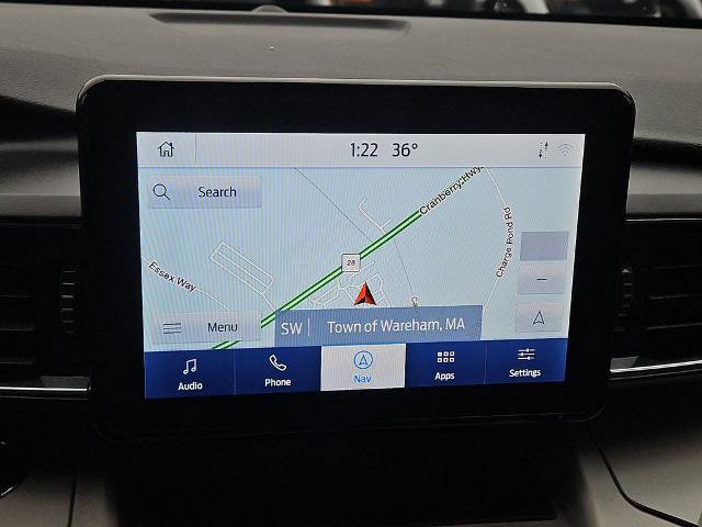 Certified 2022 Ford Explorer XLT w/ Equipment Group 202A image 14