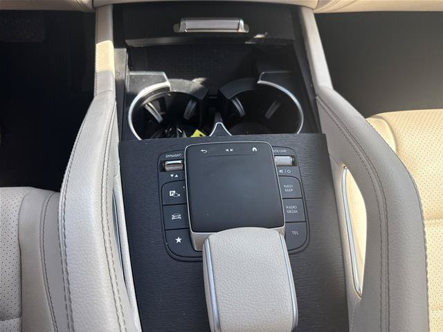 Used 2024 Mercedes-Benz GLE 450e 4MATIC image 9