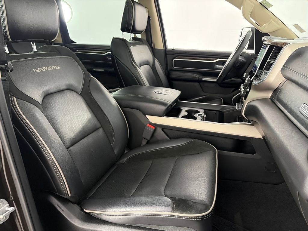 Used 2019 RAM 1500 Laramie image 32