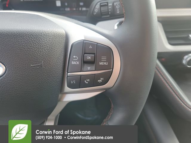 Certified 2025 Ford Explorer Active AWD/4WD image 30