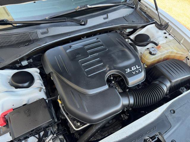 Used 2021 Dodge Charger SXT w/ Leather Interior Group image 19