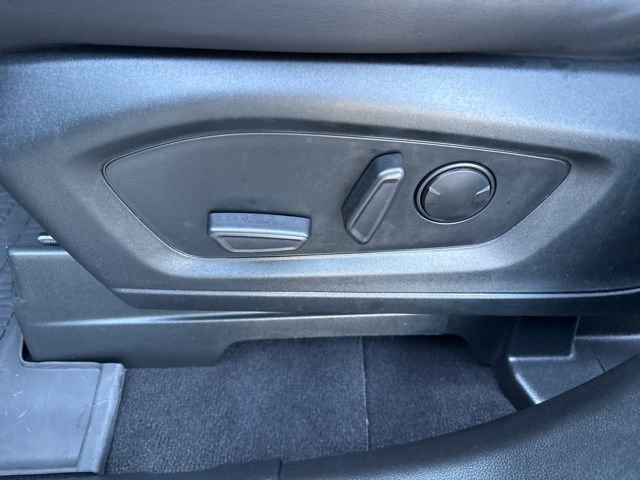 Certified 2023 Ford Explorer XLT w/ Equipment Group 202A image 12