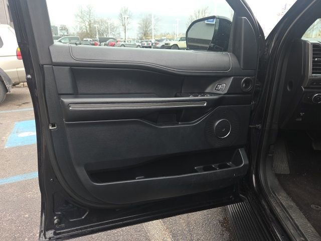 Certified 2021 Ford Expedition XLT image 25