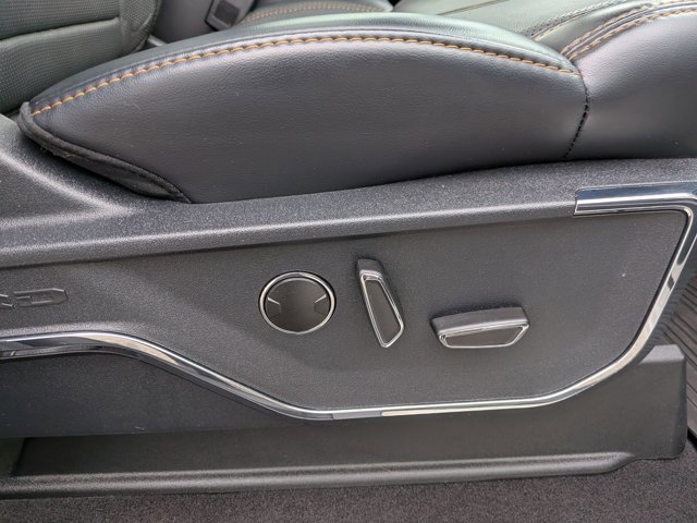 Certified 2023 Ford F150 Platinum w/ Equipment Group 701A High image 38