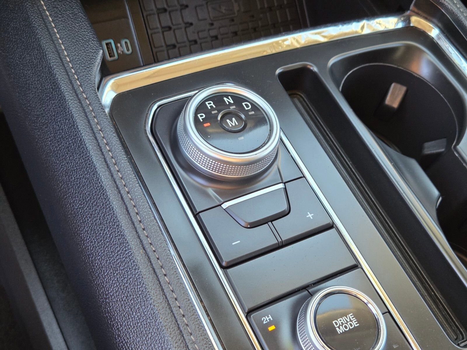 Certified 2024 Ford Expedition XLT image 24