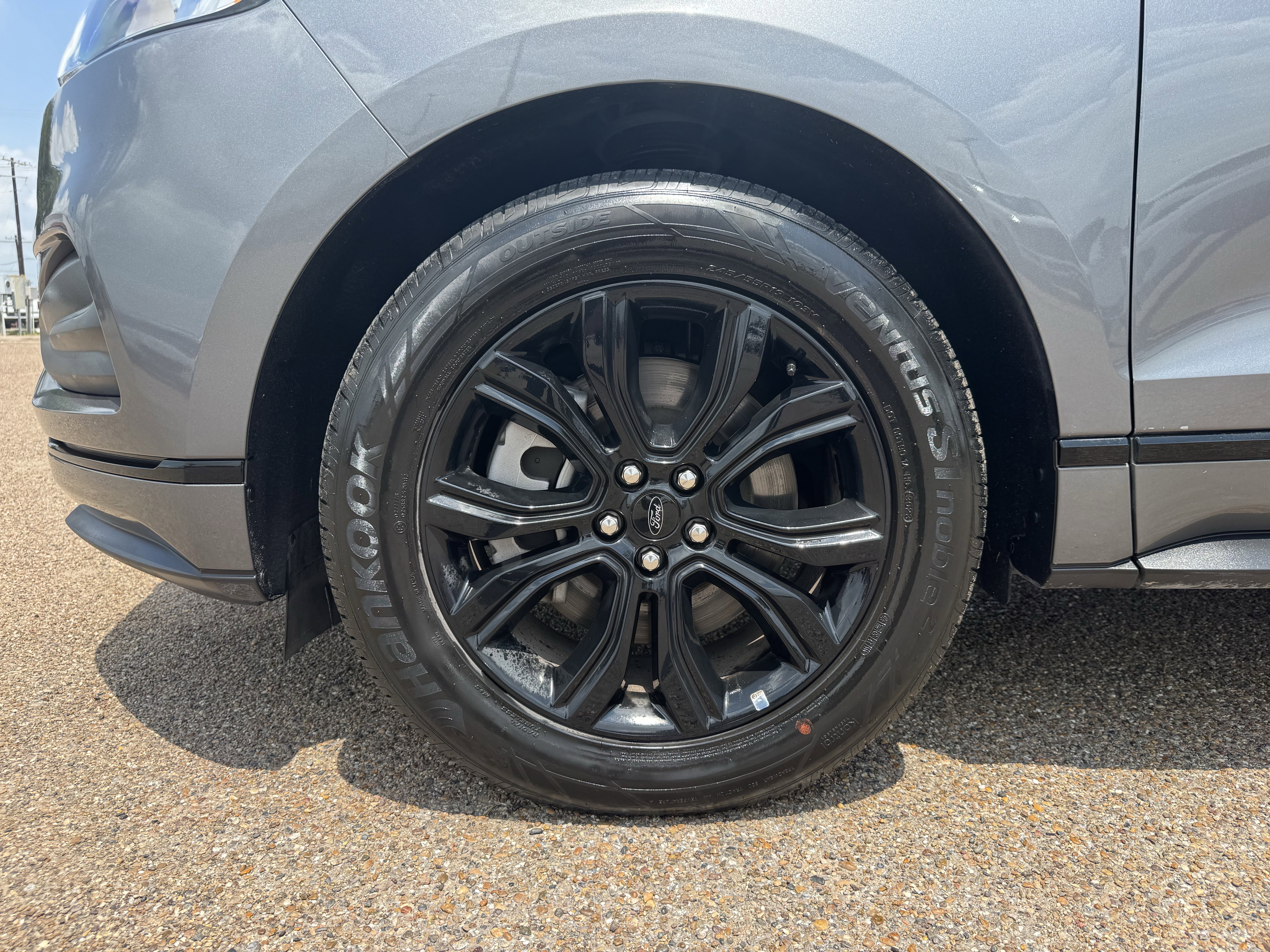 Certified 2024 Ford Edge SE w/ Black Appearance Package AWD/4WD image 10